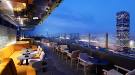 CUT ARCHITECTURE - SKY BAR