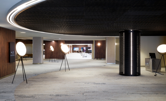 CUT ARCHITECTURES - LOBBY