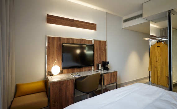 CUT ARCHITECTURES - CHAMBRES TEMOIN