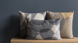 cushion connected dots 